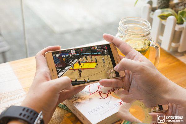 華為榮耀V8評(píng)測(cè)：麒麟950怎么樣？