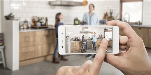 索尼發(fā)布5寸新機(jī)Xperia E5配置低 720P、1.5G內(nèi)存