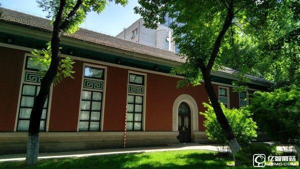 1799元！聯想5寸旗艦ZUK Z2評測：驍龍820加持