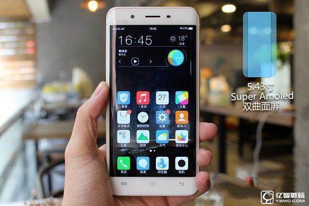 樂Max 2和vivo Xplay5哪個好？vivo Xplay5與樂Max 2區別對比