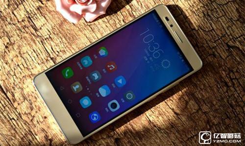 魅藍me<em></em>tal2和華為榮耀5X硬件對比評測1