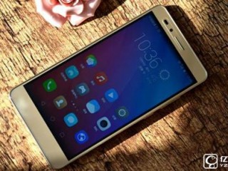 魅藍metal2和華為榮耀5X參數配置對比評測