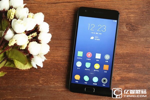 ZUK Z2和榮耀V8哪個好 榮耀V8與ZUK Z2區(qū)別對比