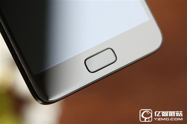 ZUK Z2和榮耀V8哪個好 榮耀V8與ZUK Z2區(qū)別對比