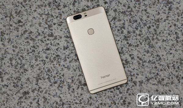 ZUK Z2和榮耀V8哪個好 榮耀V8與ZUK Z2區(qū)別對比