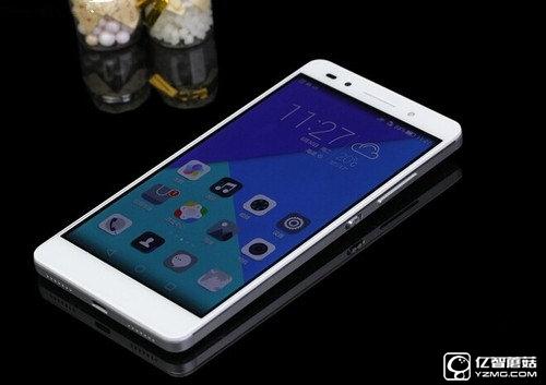 <a href=/tags/54-0.html target=_blank class=infotextkey>小米</a>4S和華為榮耀7對比評測1