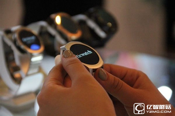 妹子也能戴了！Ticwatch 2現場圖賞：小巧時尚