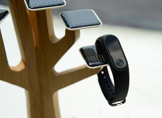 小米手環2真機先睹為快 超長待機 納尼？