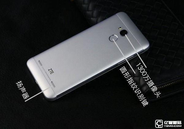 中興Blade A2和A1哪個好?中興Blade A2與A1區別對比