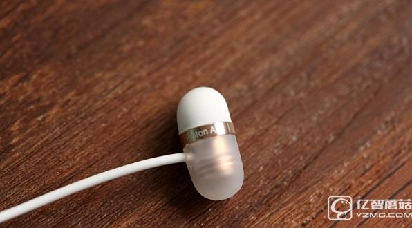 69元！小米膠囊耳機開箱圖賞：柔若無物