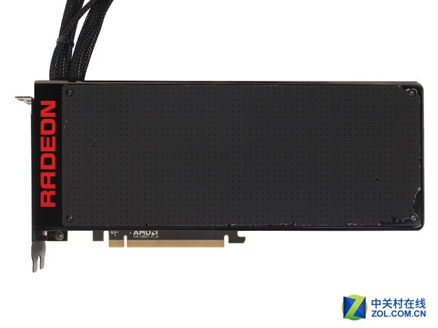 仗劍大殺四方 AMD Radeon Pro Duo首測