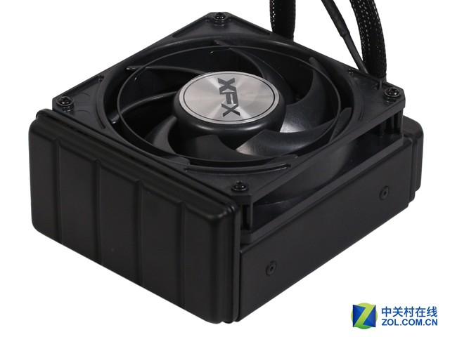 仗劍大殺四方 AMD Radeon Pro Duo首測