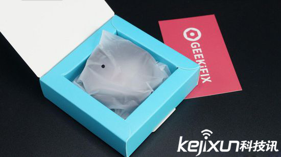 華為榮耀暢玩手環(huán)A1揭秘: 果然不是蓋的