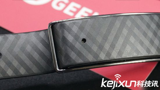 華為榮耀暢玩手環A1揭秘: 果然不是蓋的