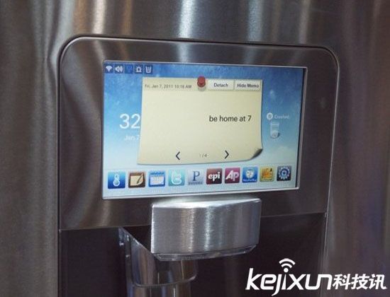 三星土豪冰箱：21.5高清觸屏 還能上網(wǎng)？