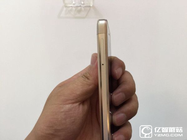 小米又發大招了!聯通定制手機紅米3X僅899元