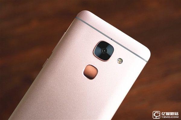 一加手機3和樂Max 2哪個好 樂Max 2和一加3對比評測