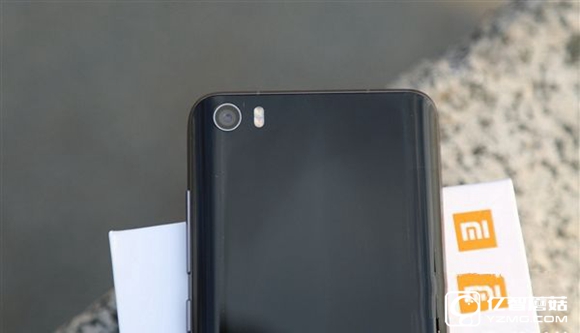 努比亞Z11和小米5哪個好 小米5與nubia Z11區別對比
