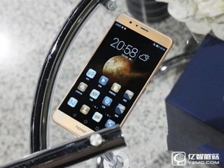 榮耀V8和oppo r9s區別對比評測 哪個好？