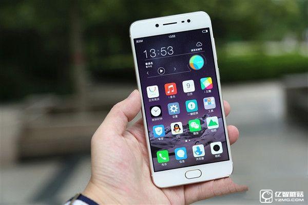 vivo X7和OPPO R9哪個好？vivo X7與OPPO R9區(qū)別對比