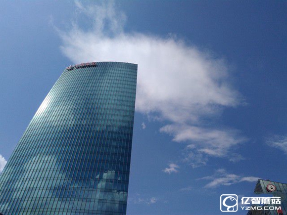 尖phone對(duì)決：榮耀5A PK 紅米Note 3（暫不發(fā)布） 