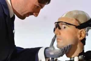 微軟為何要押寶人工智能？納德拉想讓公司超越谷歌