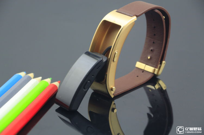 華為手環B3深度評測 甩小米手環2好多條街