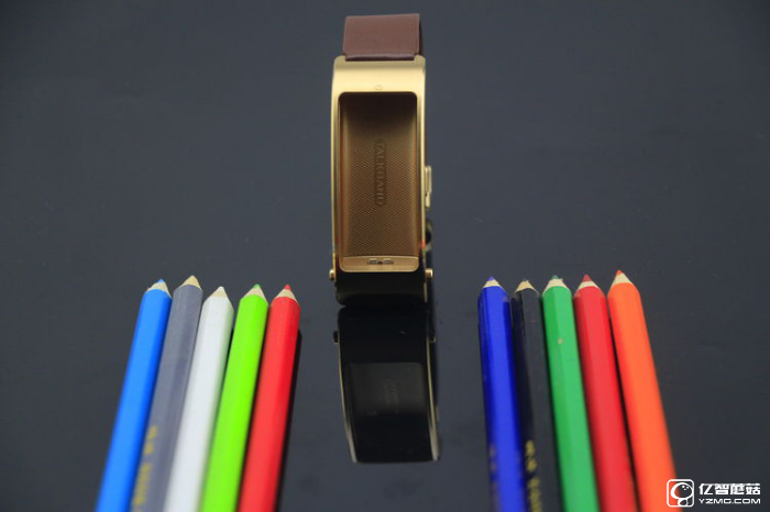 華為手環B3深度評測 甩小米手環2好多條街