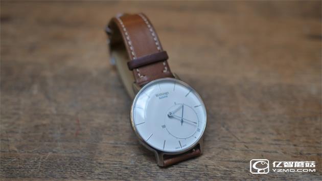 運(yùn)動(dòng)達(dá)人必備 市面十款最佳運(yùn)動(dòng)健身追蹤器