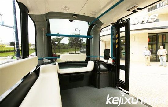 IBM無人駕駛公交車正式上路：它真的可以對話!