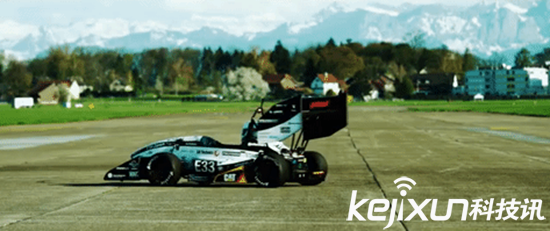 電動智能汽車再創傳說 百公里1.5秒創歷史！