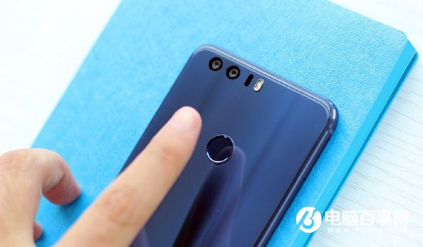 榮耀8正式發(fā)布 售價(jià)1999元起