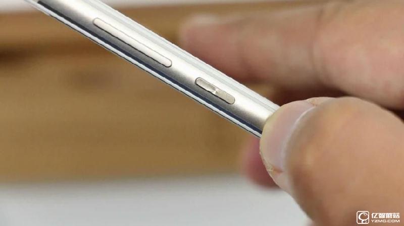 榮耀8上手體驗評測:雙玻璃能否突圍金屬時代?