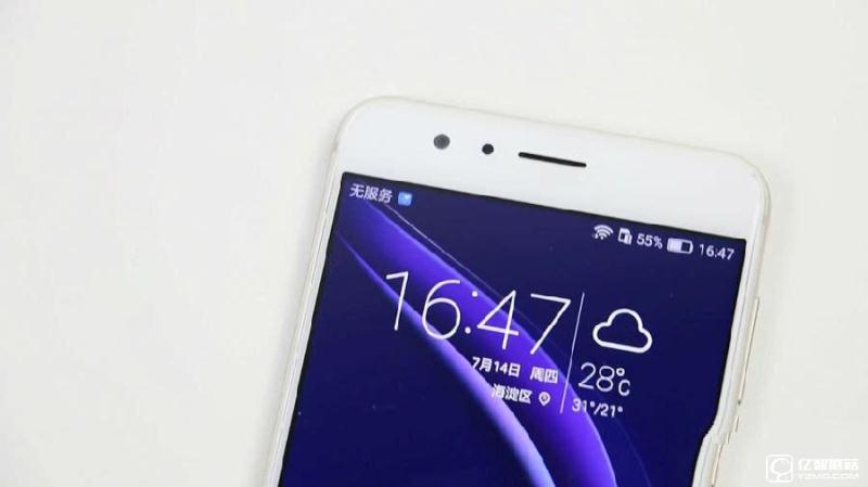 榮耀8上手體驗評測:雙玻璃能否突圍金屬時代?