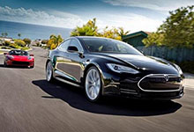 特斯拉電動汽車 緊急呼叫支援兵完善無人駕駛！