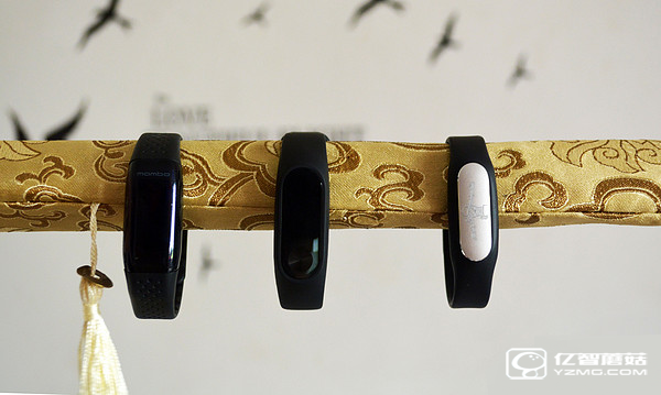 小米手環(huán)1/小米手環(huán)2/樂(lè)心手環(huán)mambo HR對(duì)比評(píng)測(cè) 哪款更值得買(mǎi)？