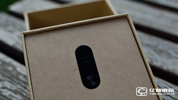 小米手環(huán)1/小米手環(huán)2/樂(lè)心手環(huán)mambo HR對(duì)比評(píng)測(cè) 哪款更值得買(mǎi)？