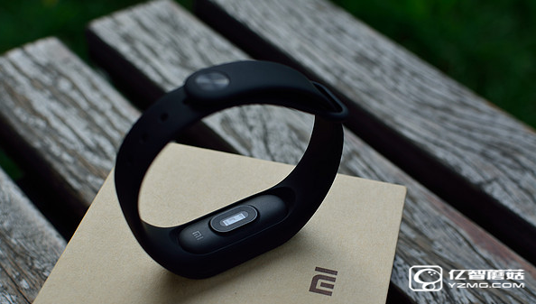 小米手環(huán)1/小米手環(huán)2/樂(lè)心手環(huán)mambo HR對(duì)比評(píng)測(cè) 哪款更值得買(mǎi)？