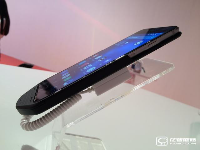 黑科技新品機甲發布 讓iPhone也可運行安卓系統