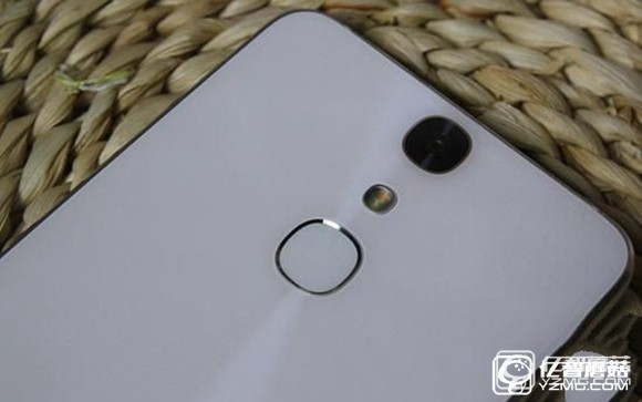 2016年值得買的手機有哪些?近期超值質(zhì)價比智能機推薦