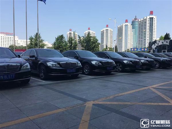 紅米Pro發布會要火：給網紅主播配奔馳專用車