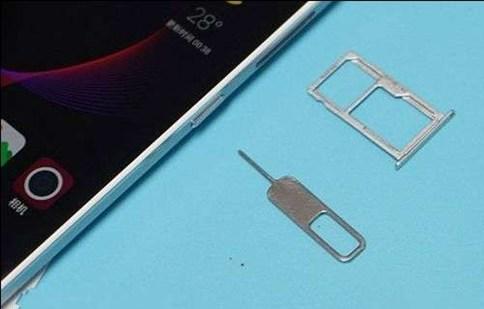 低價來襲！中興Blade ;A2怎么安裝SIM卡？