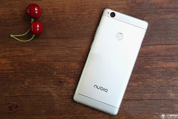 七夕送什么手機好？2016年七夕八款熱門時尚手機推薦