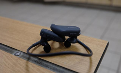 索尼NW-WS413 MP3播放器：游泳時(shí)也能聽音樂