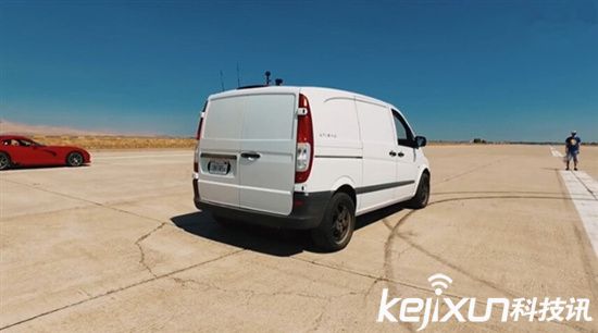 面包車超越奔馳寶馬? ?絲逆襲