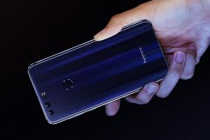 榮耀8登陸美國市場 華為自主海思芯勝算幾何？