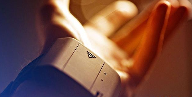 戴上Pyro腕帶  神奇的事情會發(fā)生