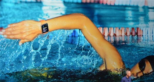 蘋(píng)果Apple Watch Series 2發(fā)布:支持防水