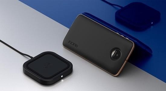 楊元慶：聯(lián)想要用Moto Z反攻中國智能手機市場