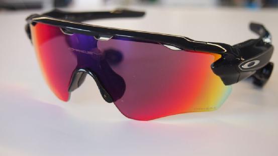 有了這款智能眼鏡 你還是忘了谷歌眼鏡吧